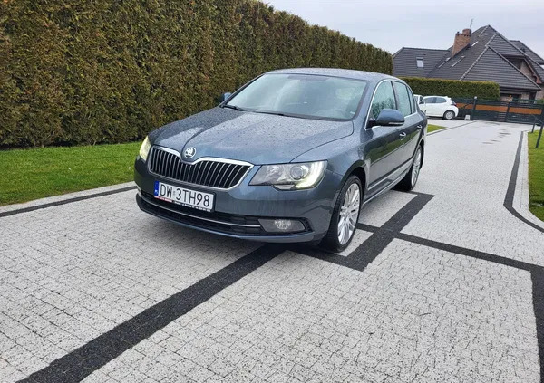 samochody osobowe Skoda Superb cena 49900 przebieg: 167000, rok produkcji 2015 z Wrocław